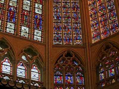 Noordzijde van het oostelijke einde van het koor triforium door French School